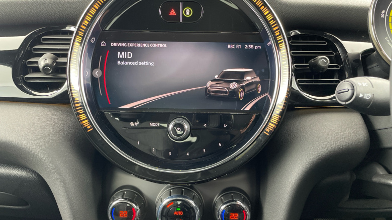 MINI Hatchback 135kW Cooper S Level 2 33kWh 3dr Auto Electric Hatchback